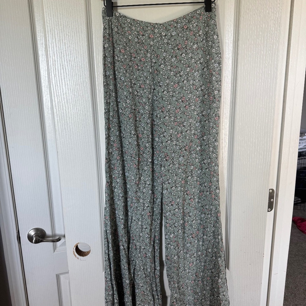 Olivacious floral pants